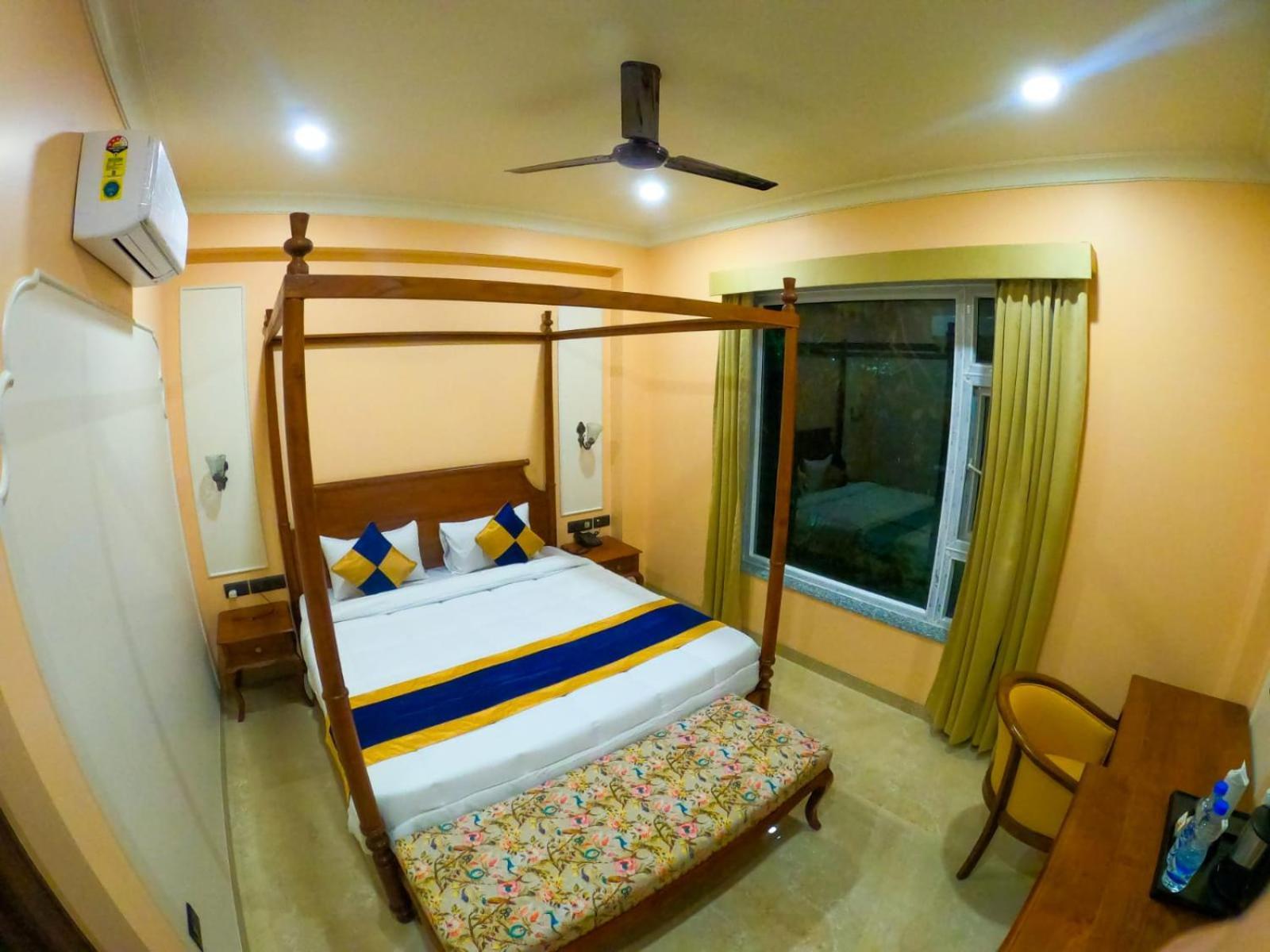 Hotel The Taj Vista Agra- Walking Distance To Taj Mahal Agra  Exterior foto