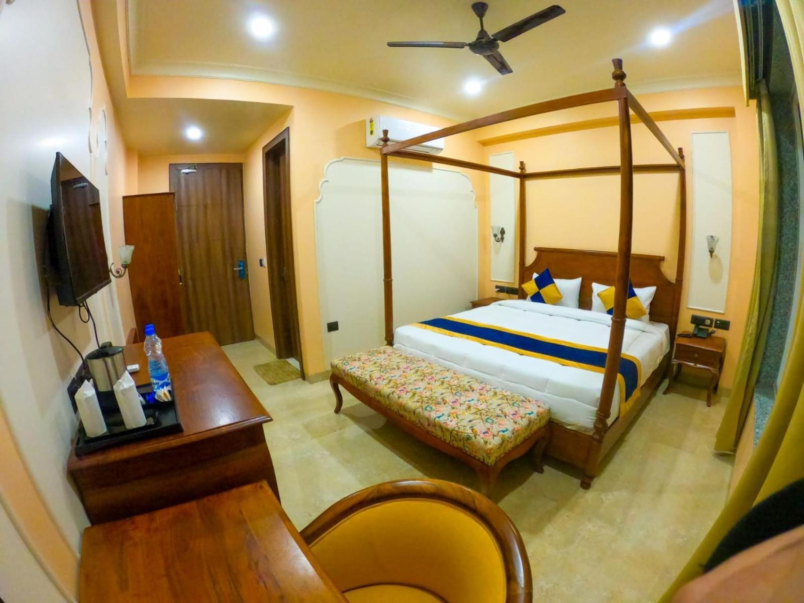 Hotel The Taj Vista Agra- Walking Distance To Taj Mahal Agra  Exterior foto