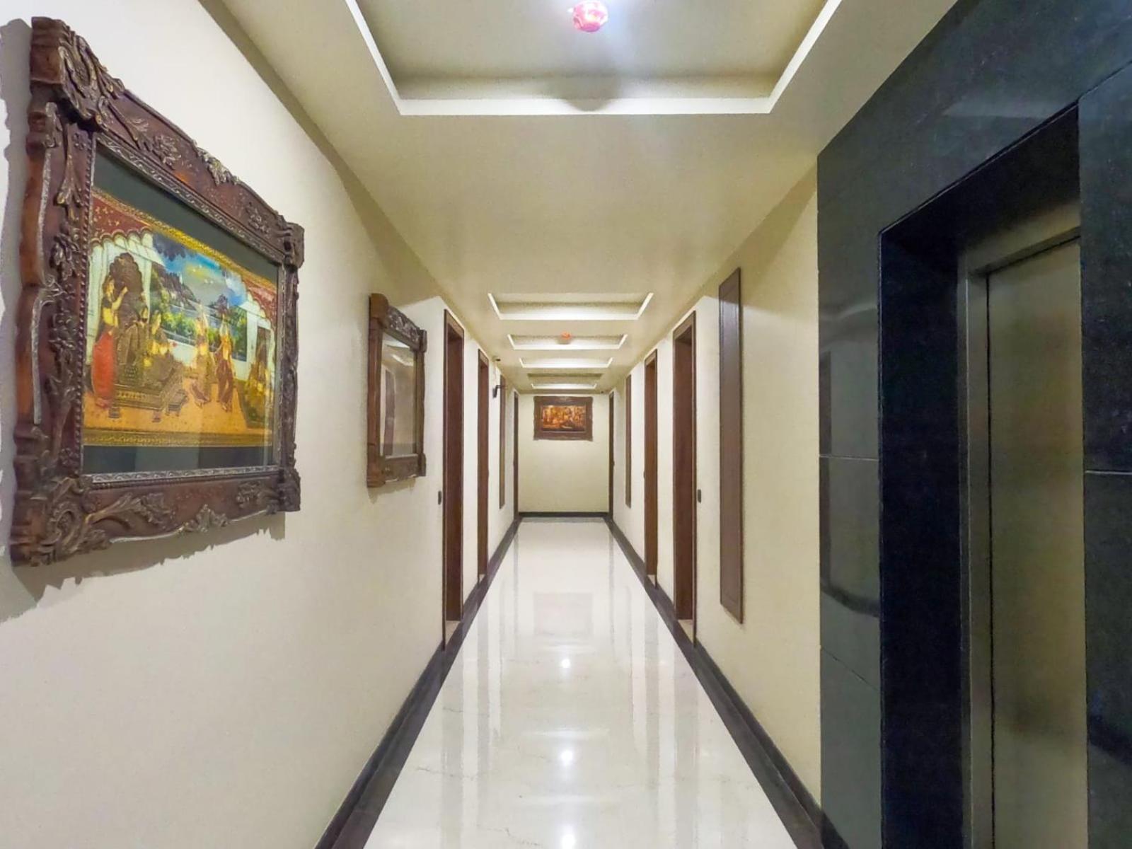 Hotel The Taj Vista Agra- Walking Distance To Taj Mahal Agra  Exterior foto