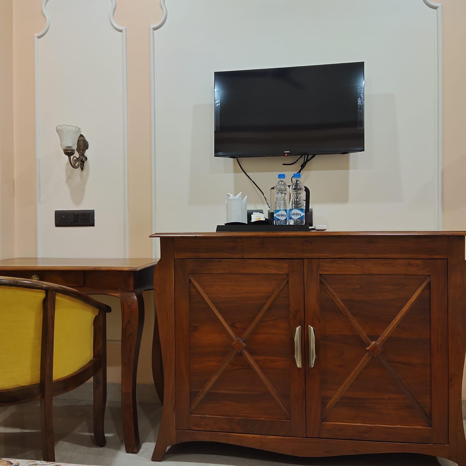 Hotel The Taj Vista Agra- Walking Distance To Taj Mahal Agra  Exterior foto